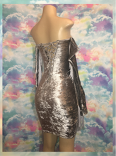 Load image into Gallery viewer, Silver Fox
